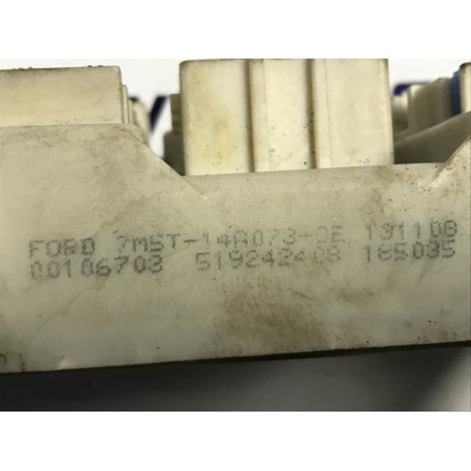 Блок запобіжників Ford Focus 2 2005-2010 519242408